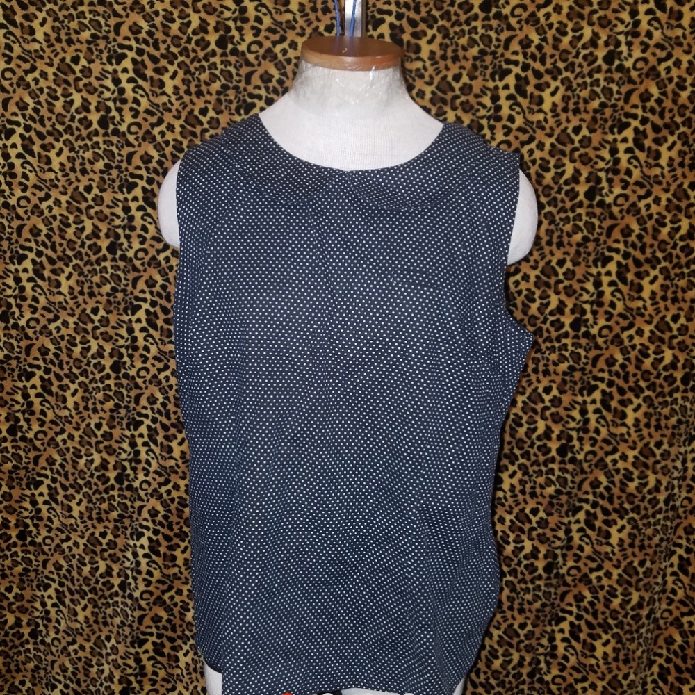 Peter Pan Collar, sleeveless top